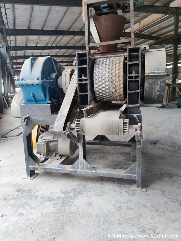 

650压球机45KW750减速机1000吨球低价转让