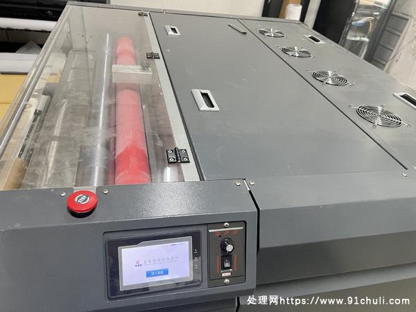 

全自动智能化高效率艺术相纸淋膜机