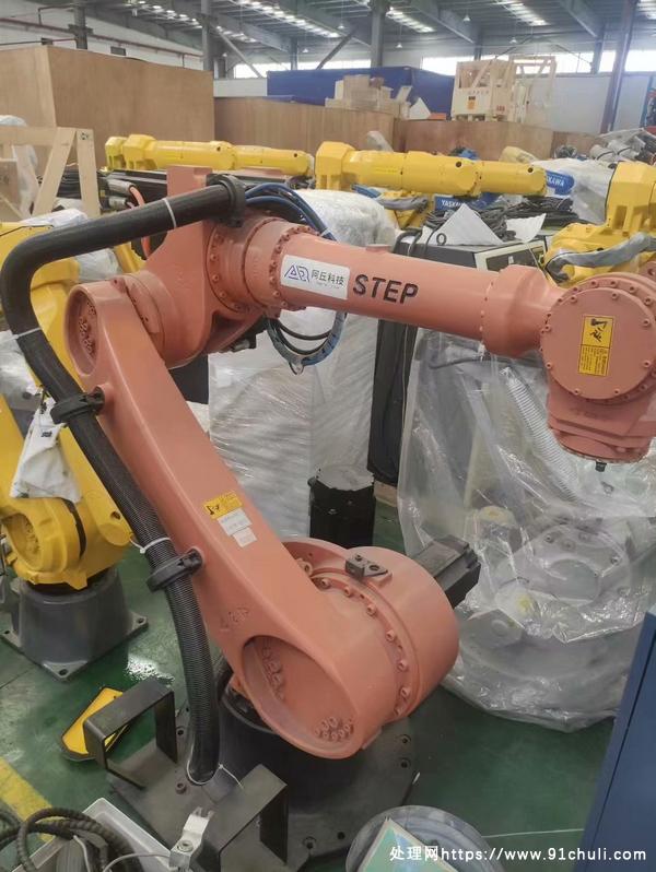 

新时达SR50E机器人：机床上下料，负载50kg