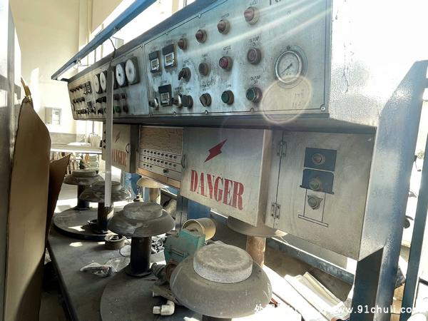 

钎焊机三层钢锅复底原28万现12万