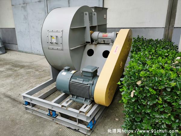 

特价排风机37KW风量35000活性炭废气处理吴江