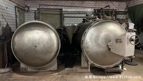 

高温灭菌罐白钢两个全新配套辽宁抚顺自提