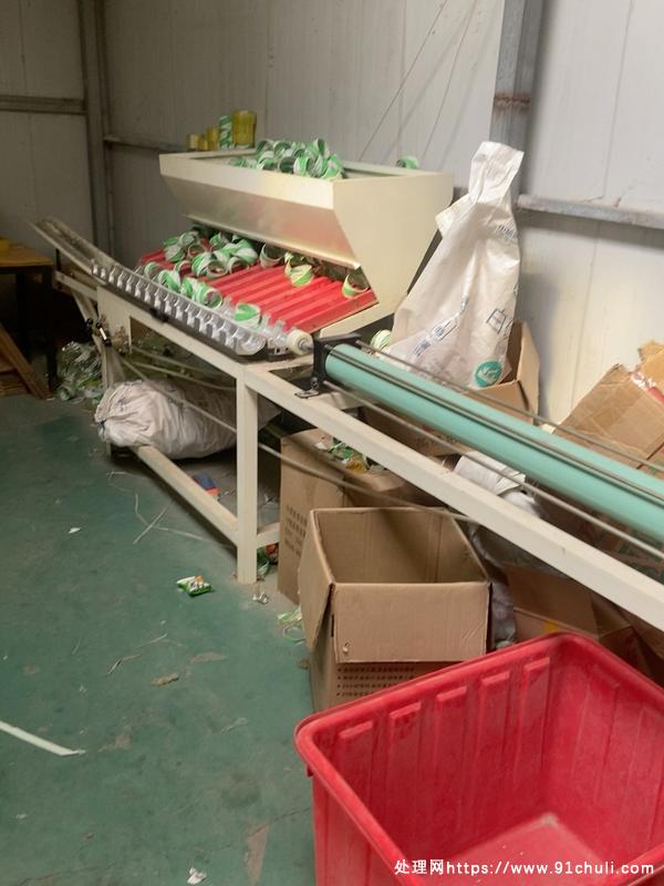 

胶带分切机转让，新机四套磨具，规格齐全