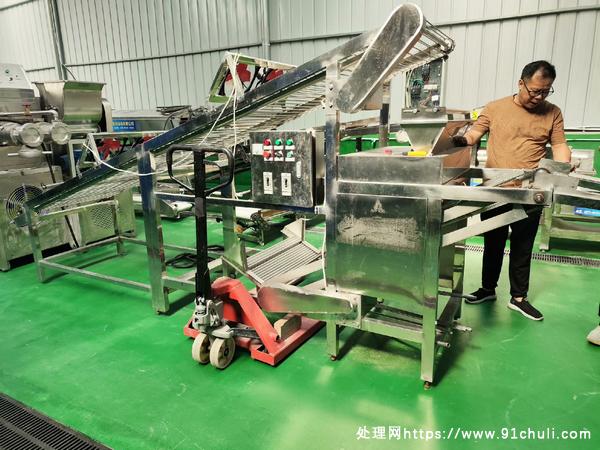 

全新干粉生产设备十六万