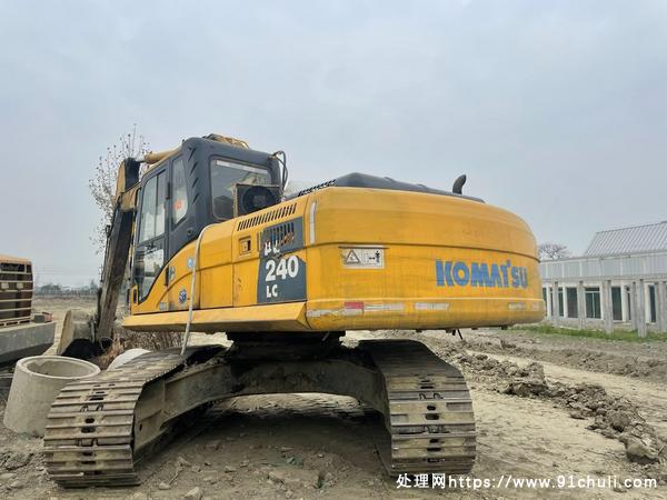 

小松240挖掘机全新无大修无破碎史转让