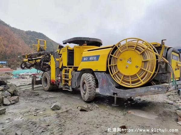 

出售阿特拉斯全液压三臂凿岩台车XL3D2000小时
