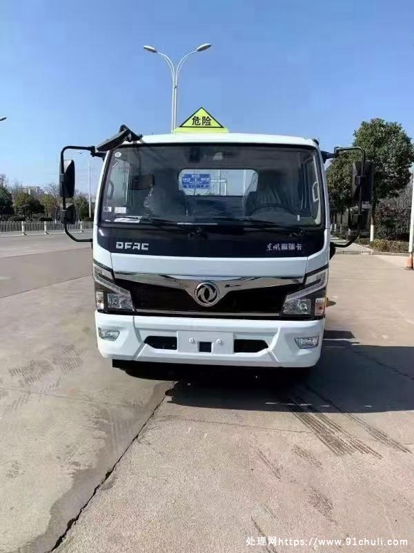 

东风多利卡8吨加油车，大马力，特价！