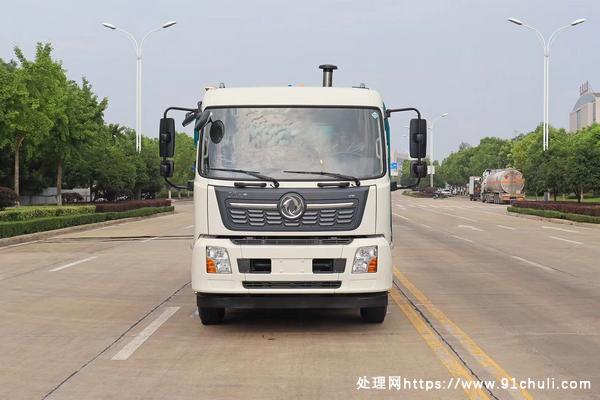

天锦后置吸尘车：大容量+强劲动力+智能控制