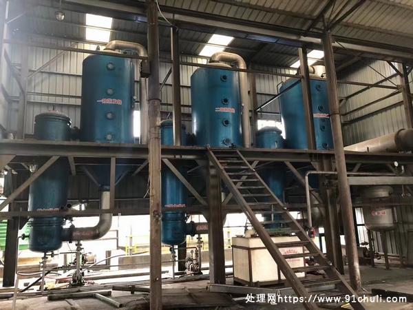 

三效强制循环蒸发器5吨/小时不锈钢316L安装调试