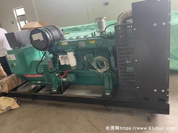 

全新250kw潍柴发电机组全新未使用闲置多年转让未接烟管