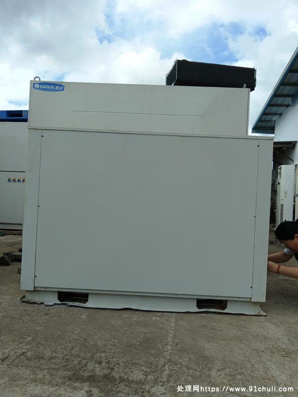

欧科模块冷水机组，制冷105KW 制热129KW
