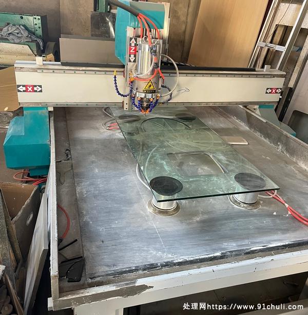 

出售全新石材雕刻机雕墓碑未使用
