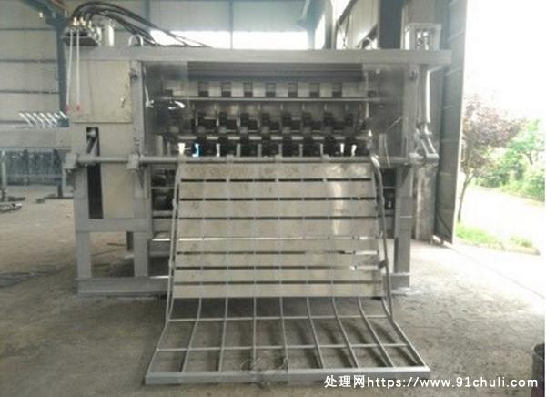 

新型液压刨毛机仿进口双顶水冷不锈钢热镀锌猪牛羊屠宰设备