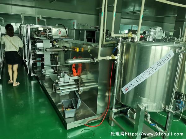 

创达全自动单片湿巾生产设备4万/台厂家倒闭转让