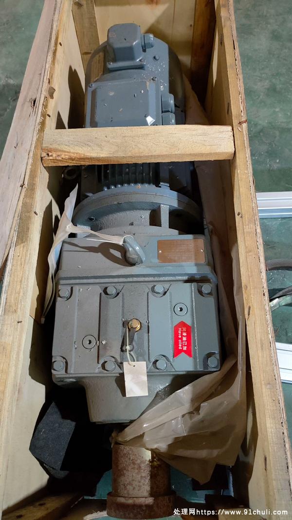 

浙江天鸿4KW变频电机变速机全新库存