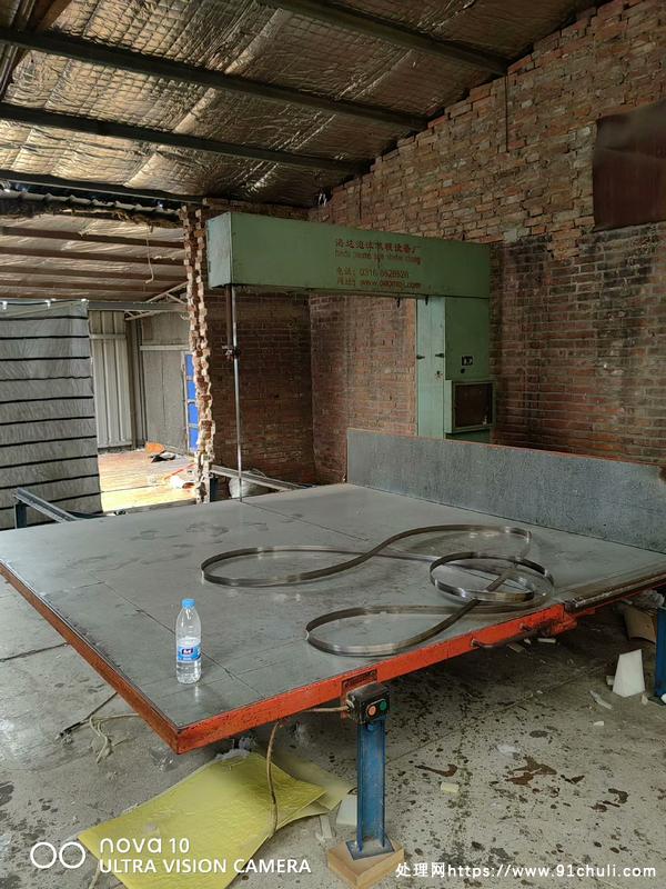 

海绵立切机1.5×2米大轮带静音胶全新无故障