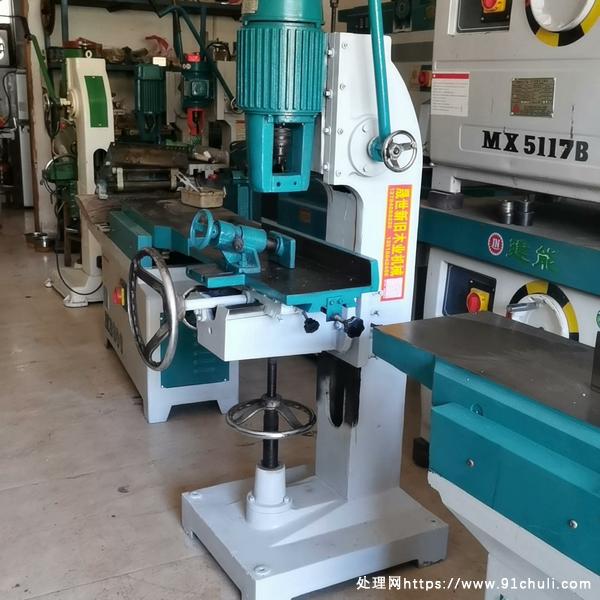 

方圆打眼机2.2kW带转盘惯性好台面可倾斜380V