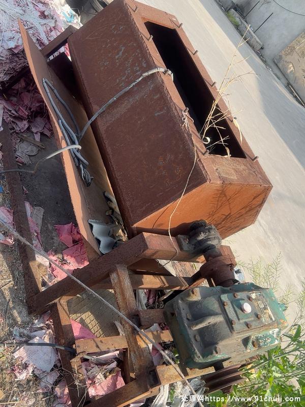 

闲置抛光打磨滚筒机57x110，700kg承重