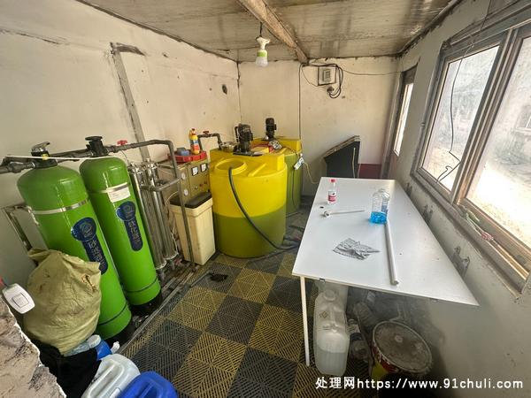 

玻璃水设备转让，原料配方齐全，低利润高回报