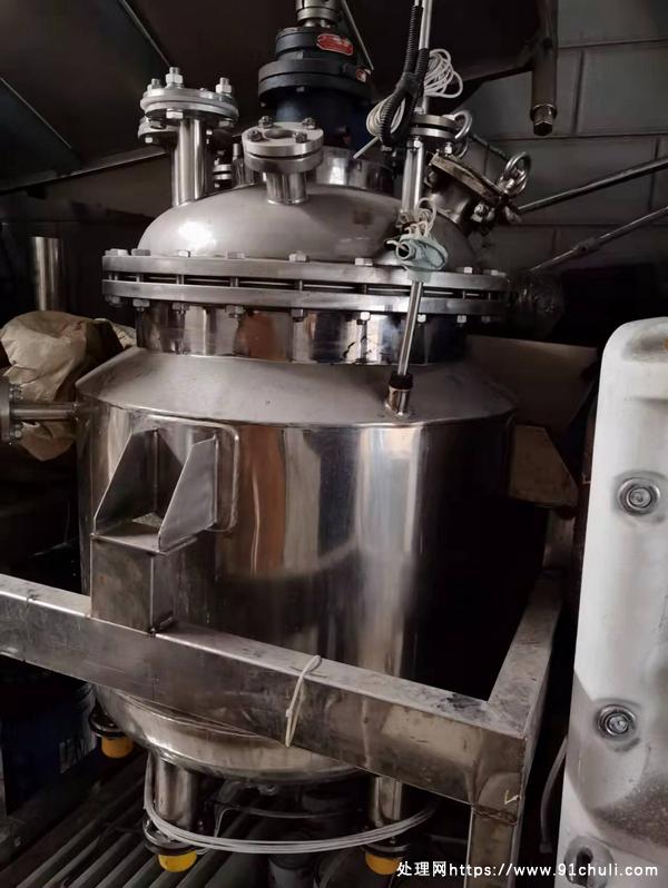 

出售300L不锈钢反应釜，304/316L，电加热防爆
