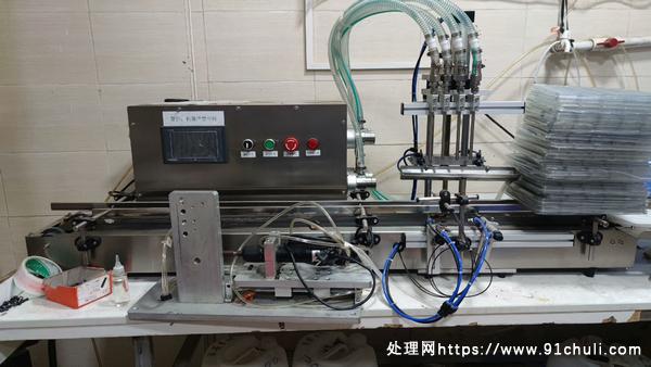 

全新全自动液体灌装机转让自提东莞寮步