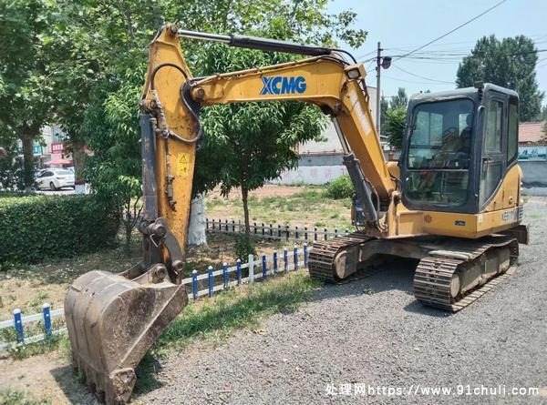 

18年徐工60挖掘机带铲锤转让无需贴钱