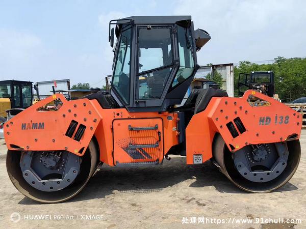 

2015悍马HD138双钢轮压路机，4千小时，可试