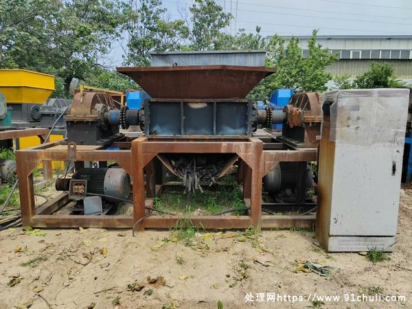 转让个人二手1200型撕碎机