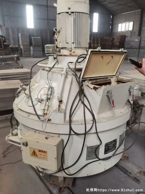 

科尼乐150型高速对流飞刀搅拌机未用研究