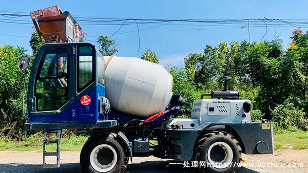 

莱工2.6方玉柴4102搅拌车低使用低价转让