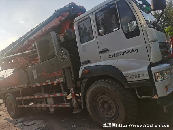 

斯太尔混凝土泵车21年，37米310马力，分期提档！