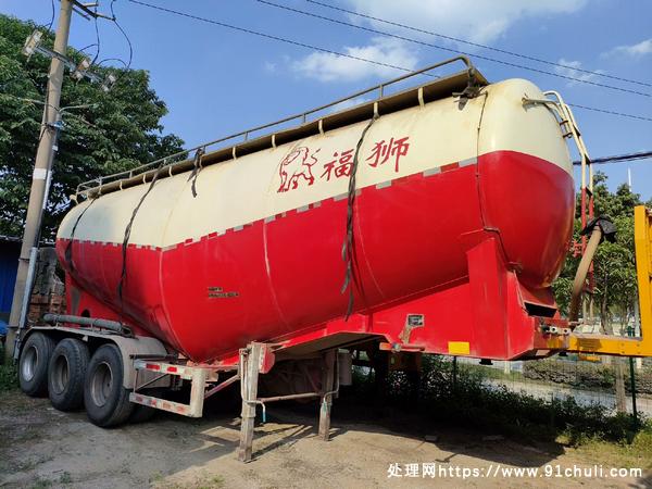 

福狮38方散装水泥罐，三台无刮碰，南宁验车