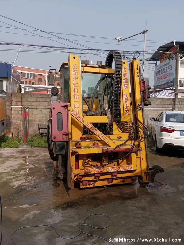 

6缸公路波形护栏打桩拔桩一体机