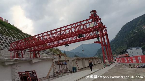 

贵州凯里出售提梁机1套36-100t已拆