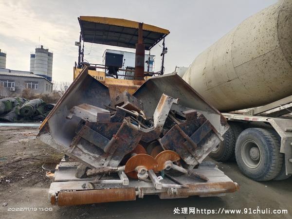 

新筑9000型摊铺机配件齐全动力足车况好直板车