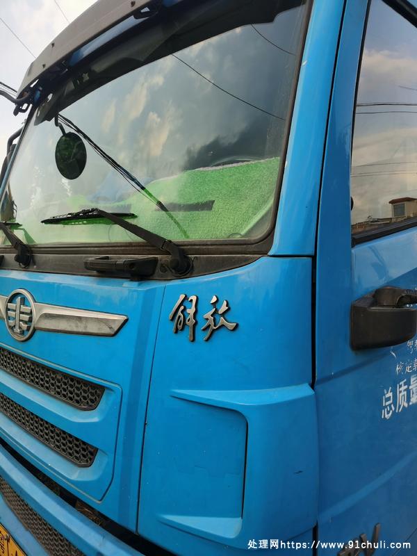 

东风龙V6.8米高栏货车2015年刚年审车况好废品价
