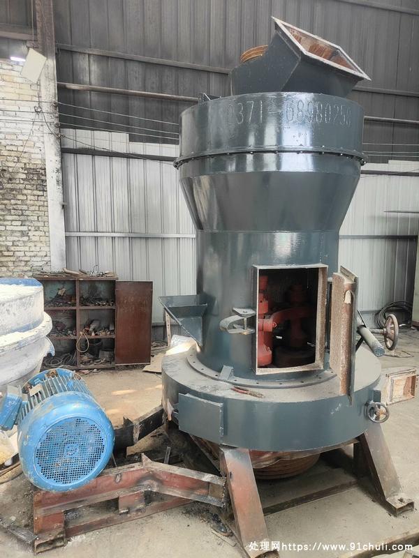 

闲置高效雷蒙磨粉机，配套齐全工业生产