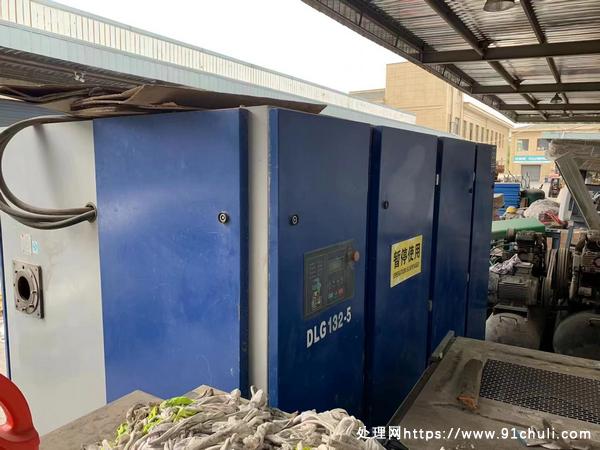 

红五环螺杆空压机全新未使用低价出售