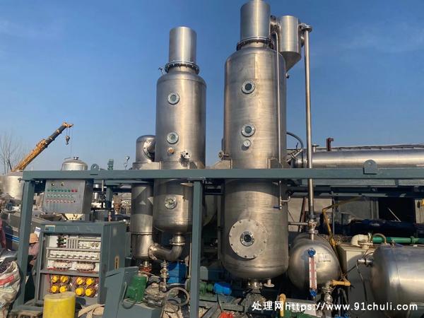 转让个人二手两吨双效强制循环钛材蒸发器