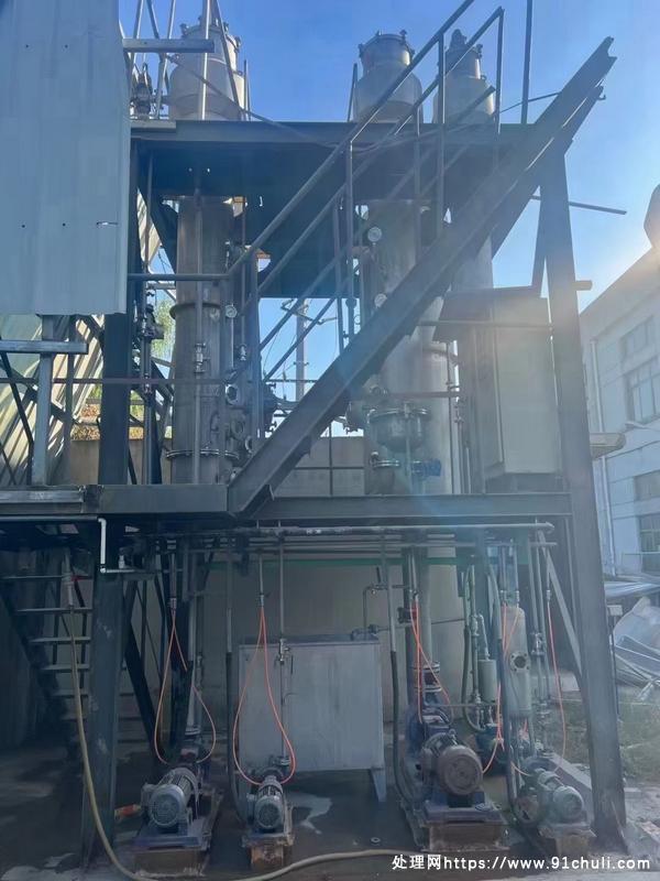 

2吨双效强制循环蒸发器316L带平台附件齐全