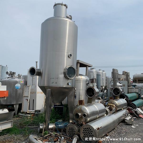 

新3吨单效强制循环蒸发器310S材质九成新