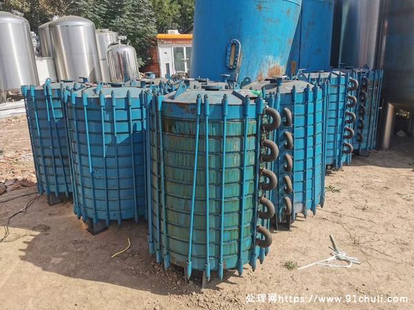 

出售10平方搪瓷冷凝器无坏瓷可现场试压