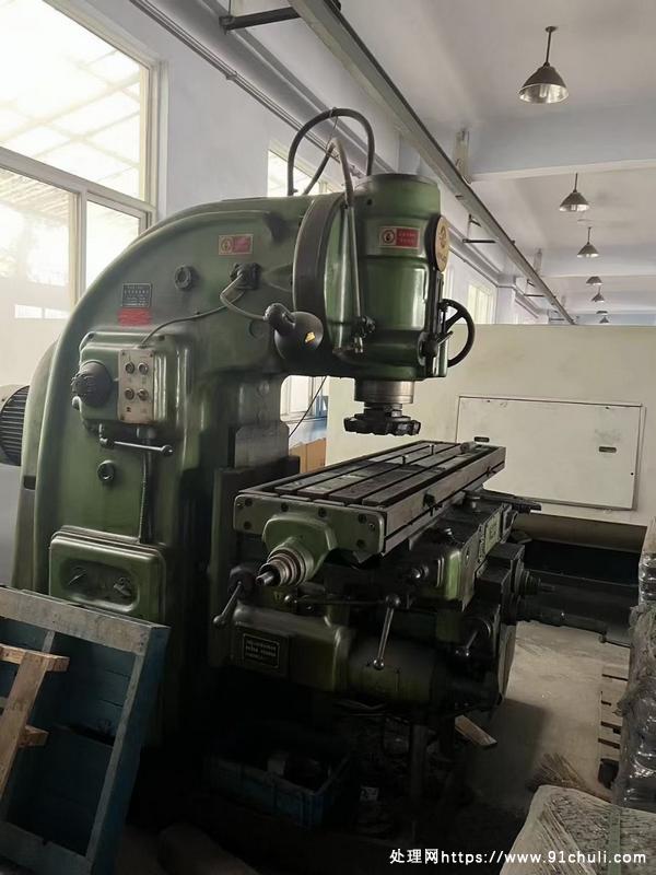 

B1-400K铣床无磕碰低价议价出售
