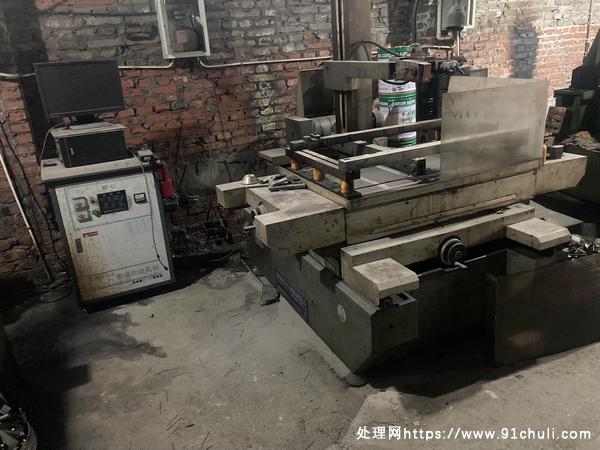 

DK7755DK7735线切割机床闲置转让