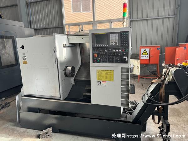 

程泰GLS2000e数控车床，伺服刀塔