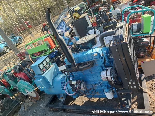 

30千瓦柴油发电机损坏配件机出售