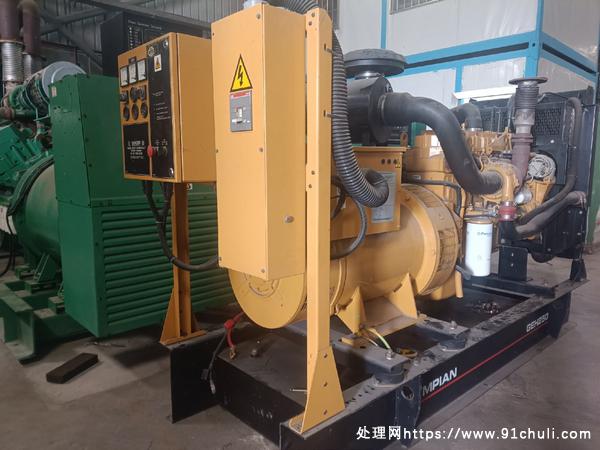 

帕金斯200kw柴油发电机组备用电源运行100多小时