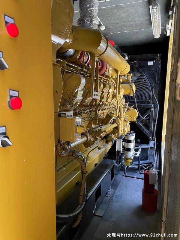 

卡特2000kw10.5kv3516B柴油发电机组