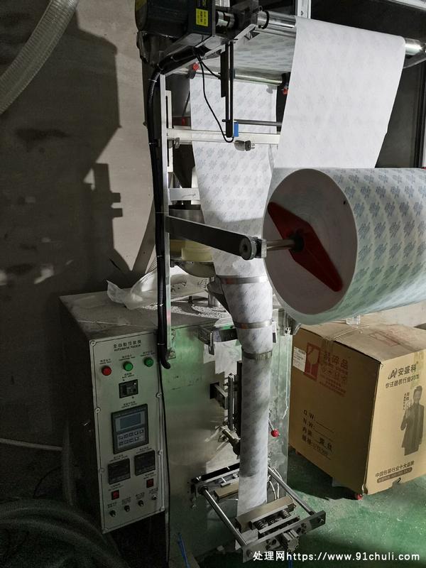 

颗粒干燥剂包装机2023年机器