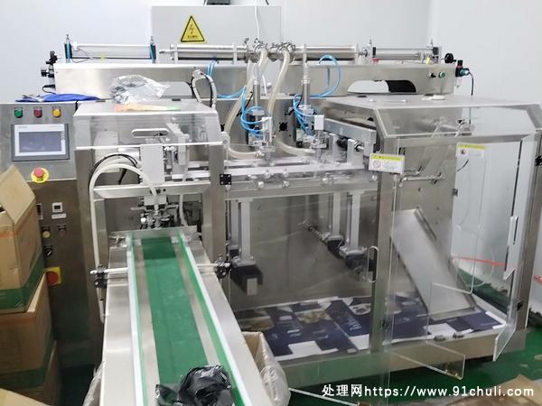 

袋装灌装机九成新出售